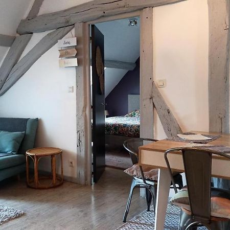 L'Annexe D'Auron, Charmant F2 Au Coeur De Bourges Exterior photo