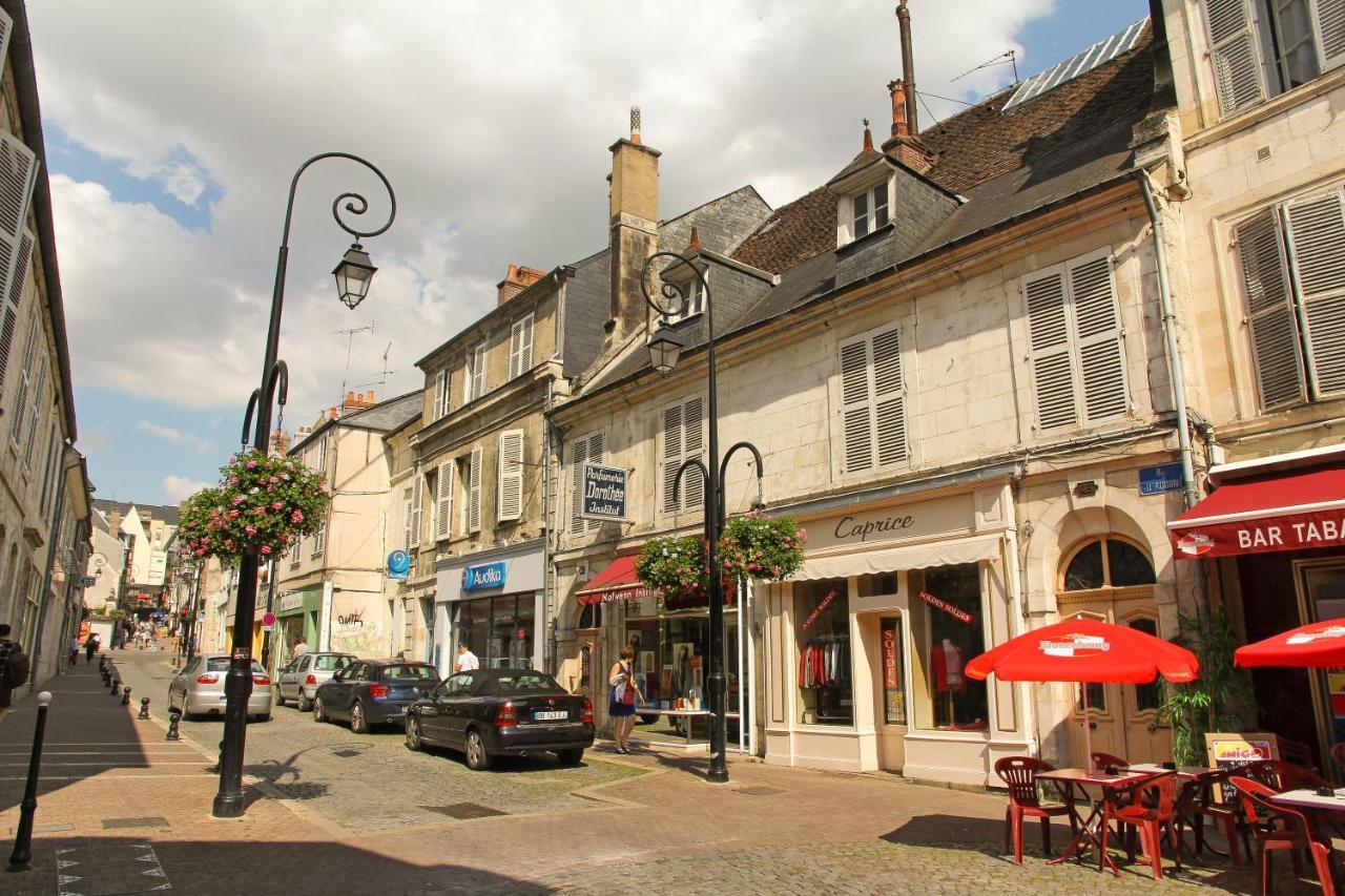 L'Annexe D'Auron, Charmant F2 Au Coeur De Bourges Exterior photo